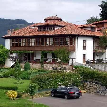 Villa Casona Rural Faro Del Norte Naturaleza Y Lujo Cardes (Infiesto)
